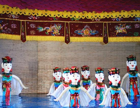 ve mua roi nuoc rong vang ho chi minh