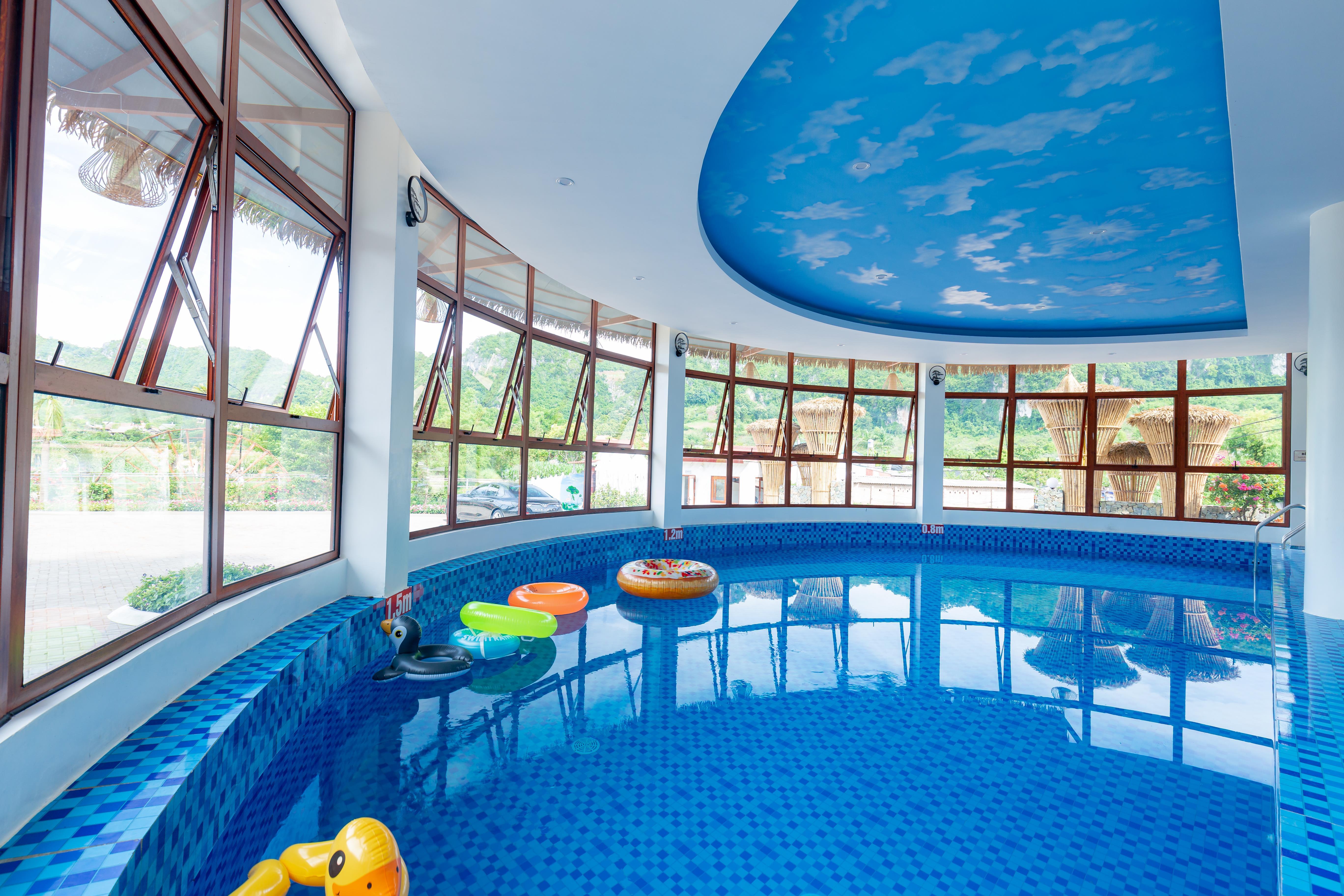 bể bơi ở Mộc Châu Eco Garden Resort